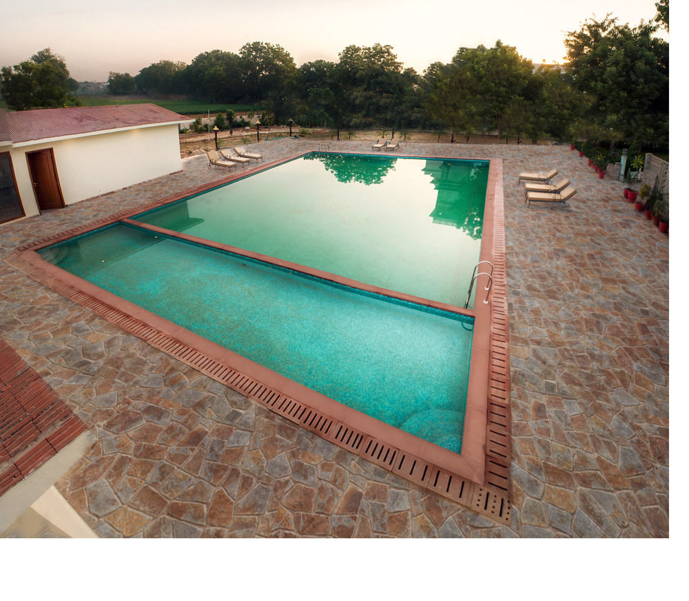 Regenta Resort Vanya Mahal Ranthambore ซาวาย มาโดปูร์ ภายนอก รูปภาพ