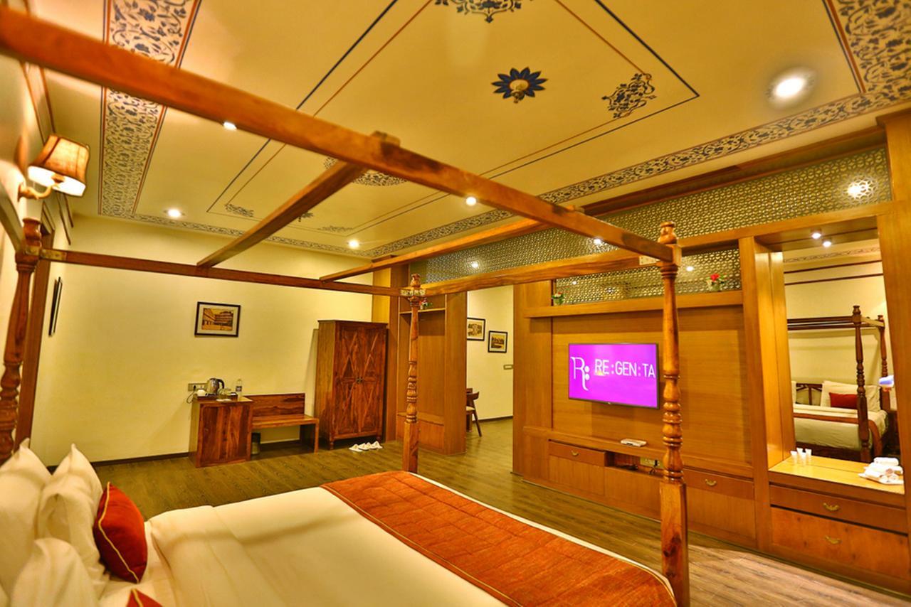 Regenta Resort Vanya Mahal Ranthambore ซาวาย มาโดปูร์ ภายนอก รูปภาพ